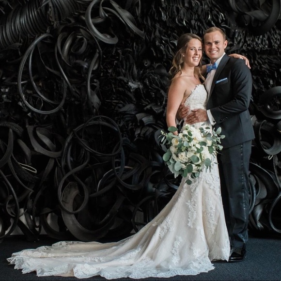 Pronovias Dresses & Skirts - Pronovias Mermaid Wedding Gown